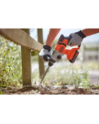 Перфоратор акумуляторний BLACK+DECKER BCD900B