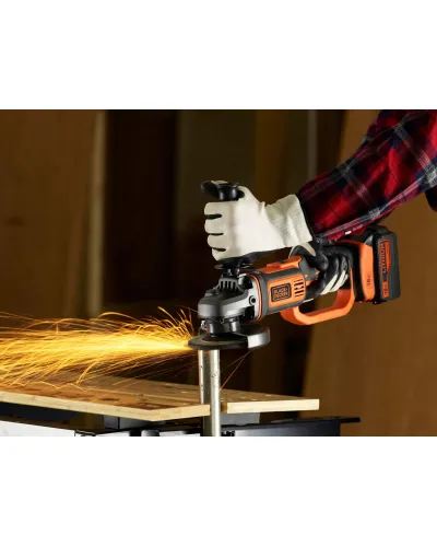 Шліфмашина кутова - болгарка акумуляторна BLACK+DECKER BCG720N