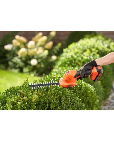 Кущоріз-ножиці акумуляторні BLACK+DECKER BCSS18D1