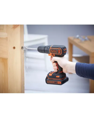Дриль-шурупокрут акумуляторний BLACK+DECKER BDCD18