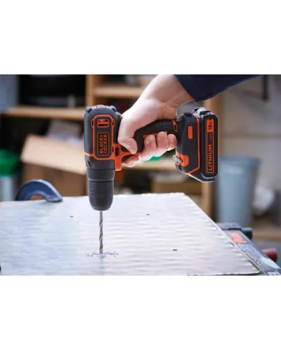 Дриль-шурупокрут акумуляторний BLACK+DECKER BDCD18