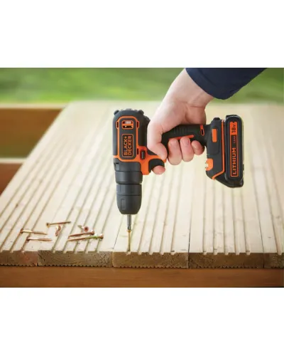 Дриль-шурупокрут акумуляторний BLACK+DECKER BDCD18