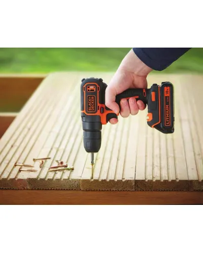 Дриль-шурупокрут акумуляторний BLACK+DECKER BDCDC18KB