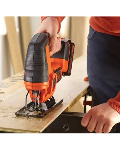 Пила лобзикова акумуляторна BLACK+DECKER BDCJS18