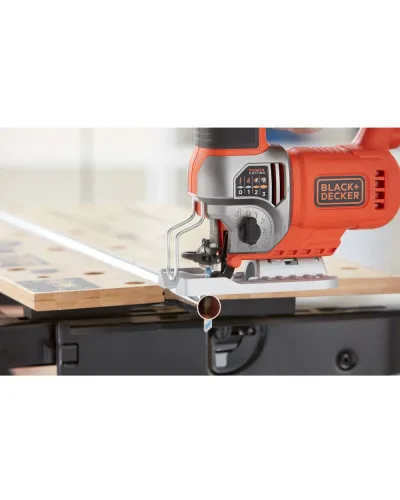 Пила лобзиковая мережева BLACK+DECKER BES610