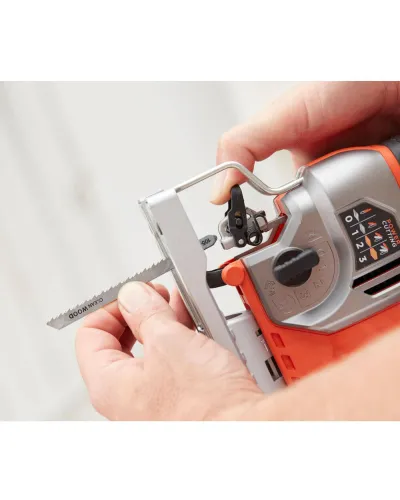 Пила лобзиковая мережева BLACK+DECKER BES610