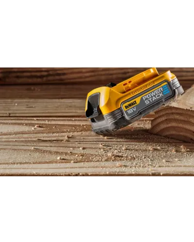 Акумуляторна батарея PowerStack DeWALT DCBP034