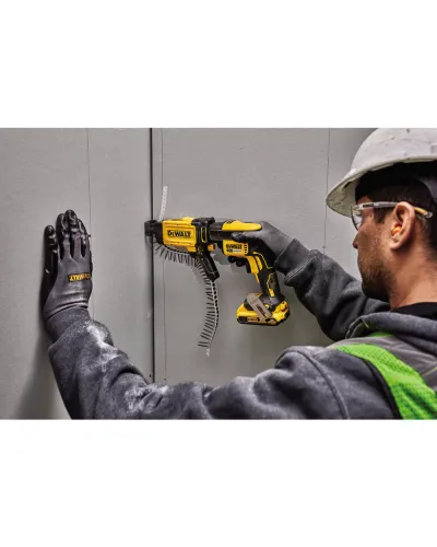 Шурупокрут акумуляторний безщітковий DeWALT DCF620N