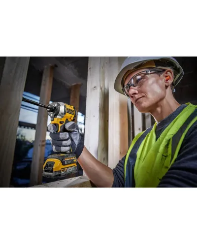 Набір з двох інструментів безщіткових DeWALT DCK2051H2T