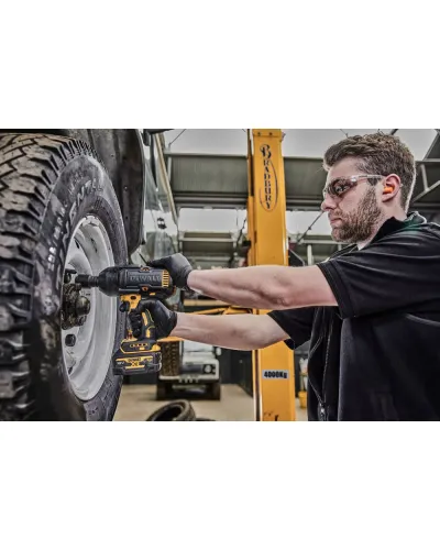 Гайкокрут ударний акумуляторний безщітковий DeWALT DCF900P2G