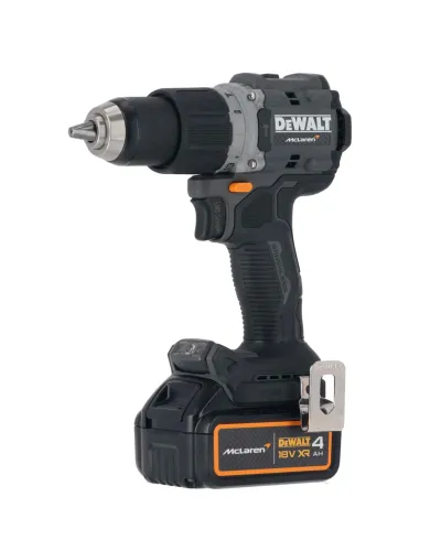 Набір з двох інструментів акумуляторних безщіткових McLaren F1 TEAM LIMITED EDITION DeWALT DCK200MM2T