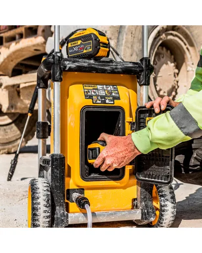 Мийка високого тиску акумуляторна безщіткова DeWALT DCMPW1600N