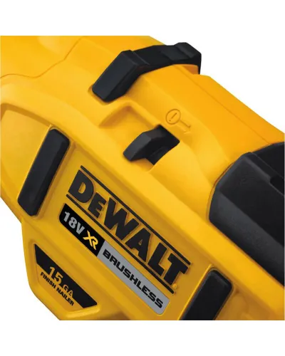 Пістолет цвяхозабивний акумуляторний безщітковий DeWALT DCN650N