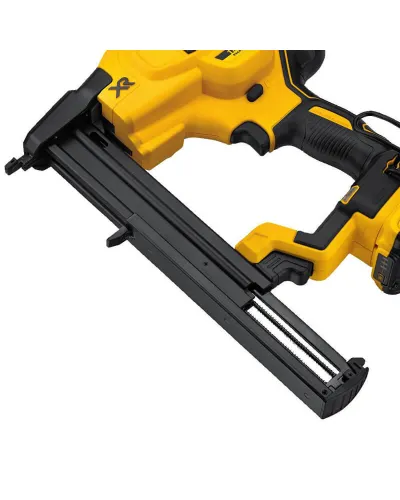 Степлер скобозабивний акумуляторний безщітковий DeWALT DCN681D2