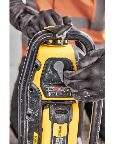 Вібратор-силовий модуль глибинний акумуляторний POWERSHIFT DeWALT DCPS320N