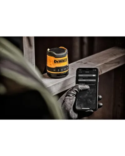 Колонка портативна акумуляторна DeWALT DCR009