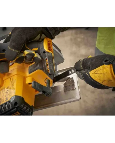 Пилка дискова по металу акумуляторна DeWALT DCS383N