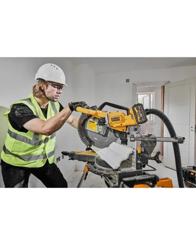 Пилка торцювальна акумуляторна безщіткова DeWALT DCS781N