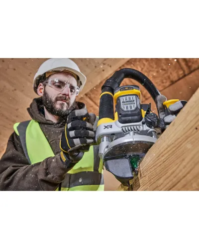 Фрезер акумуляторний безщітковий DeWALT DCW620NT