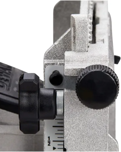 Фрезер акумуляторний безщітковий DeWALT DCW682P2