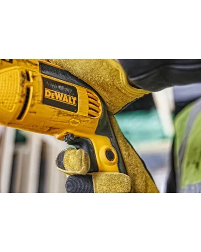 Дриль мережевий ударний DeWALT DWD024