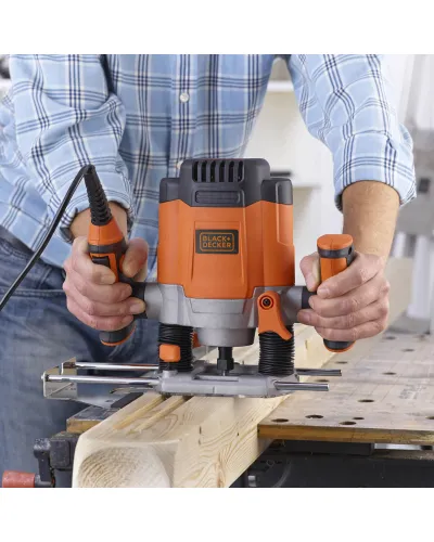 Фрезер мережевий BLACK+DECKER KW1200E