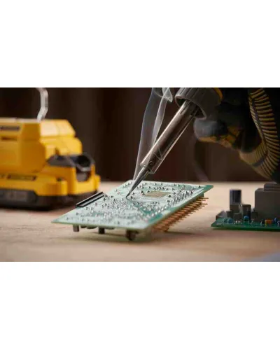 Паяльник акумуляторний STANLEY FATMAX SFMCE040B
