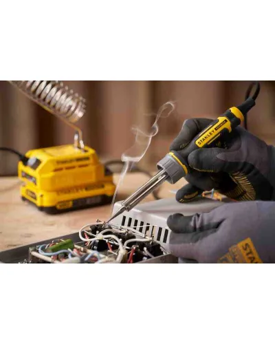 Паяльник акумуляторний STANLEY FATMAX SFMCE040B
