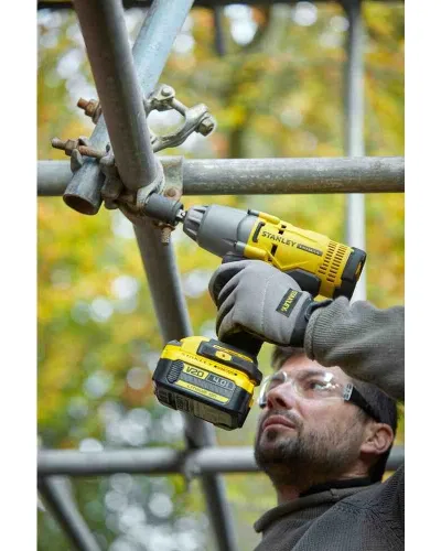 Гайковерт ударний акумуляторний STANLEY FATMAX SFMCF900B