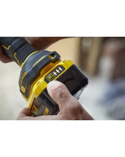 Шліфмашина кутова акумуляторна - болгарка акумуляторна STANLEY FATMAX SFMCG400B