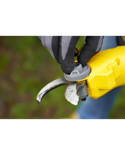 Ножиці садові - секатор акумуляторний STANLEY FATMAX SFMCPP32B
