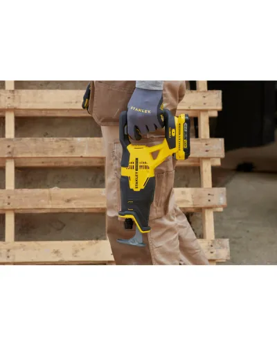 Пила шабельна акумуляторна STANLEY FATMAX SFMCS300B