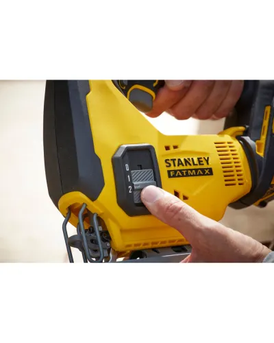 Пила лобзикова акумуляторна STANLEY FATMAX SFMCS600B