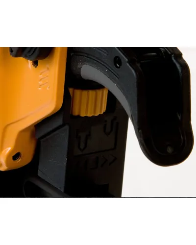 Пістолет скобозабивний пневматичний BOSTITCH SX1838-E