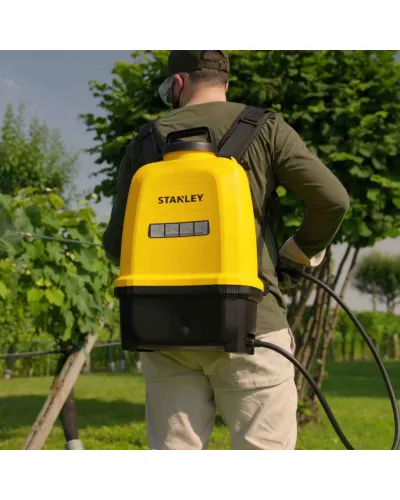 Обприскувач акумуляторний ранцевий STANLEY SXSPBS16E