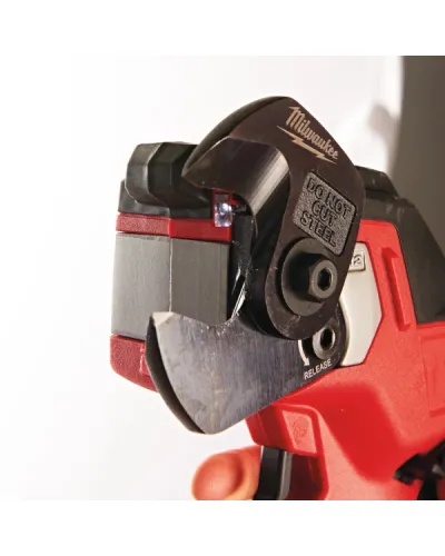 Акумуляторний кабелеріз MILWAUKEE M12 CC-0 кабель до 32 мм (4933431600)