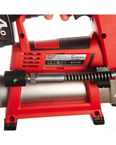 Шприц для змащення Milwaukee M12 GG-401В (4933441675)