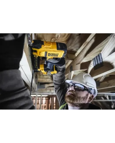 Степлер скобозабивний акумуляторний безщітковий DeWALT DCN701D2 (DCN701D2)
