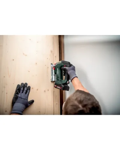 Аккумуляторный лобзик Metabo STB 18 L 90 (601048850)