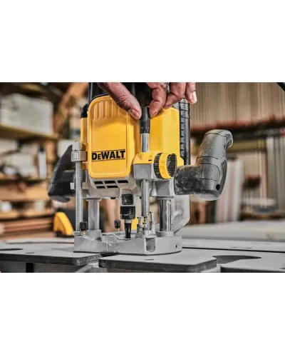 Фрезер мережевий DeWALT DWE625 (DWE625)