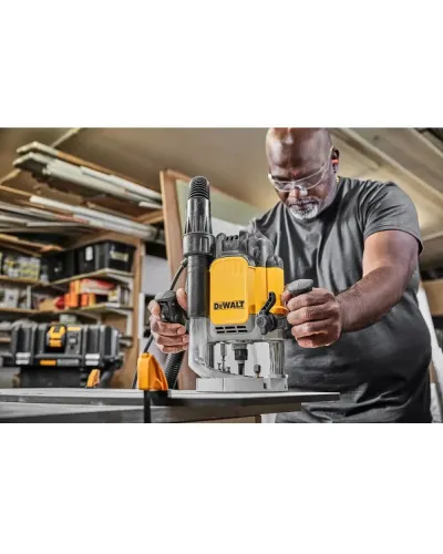 Фрезер мережевий DeWALT DWE625KT (DWE625KT)