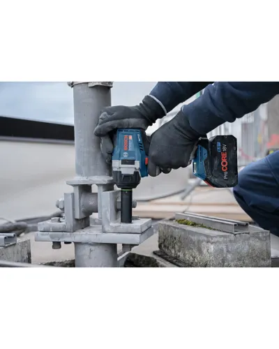 Акумуляторний ударний гайковерт Bosch GDS 18V-750 C у кейсі (АКБ і ЗП) (06019L9003)