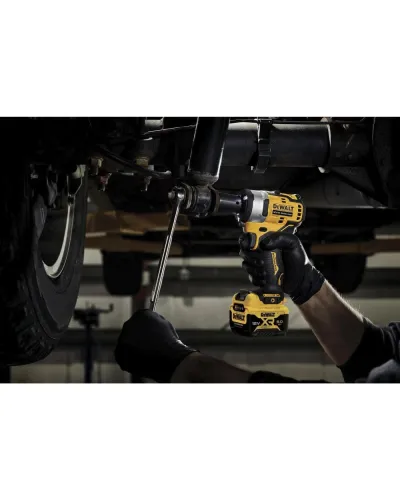 Гайковерт ударний акумуляторний безщітковий DeWALT DCF901P2 (DCF901P2)