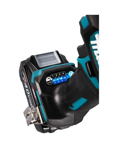 Акумуляторний ударний гайковерт XGT 40 V Makita TD001GM201