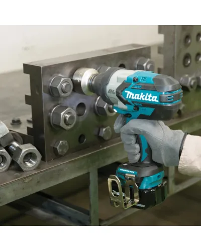 Акумуляторний ударний гайкокрут Makita DTW1001RTJ (DTW1001RTJ)