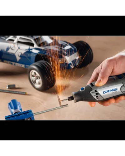Багатофункціональний інструмент Dremel 3000 в кейсі (15 насадок) (F0133000JL)
