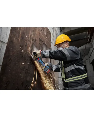 Акумуляторна болгарка Bosch GWS 18V-11 S Professional L-BOXX 136 (АКБ і ЗП) (06019N4103)