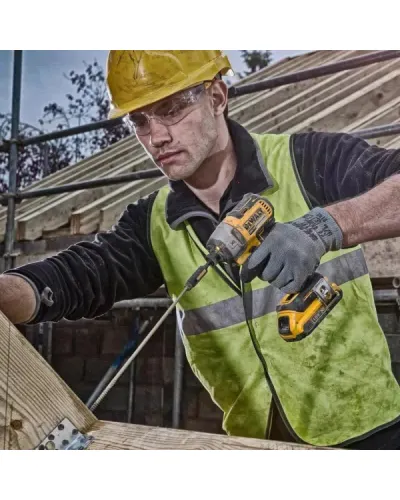 Набір із трьох інструментів безщіткових DeWALT DCK384P2T (DCK384P2T)