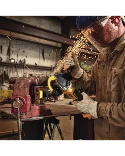 Набір із трьох інструментів безщіткових DeWALT DCK384P2T (DCK384P2T)