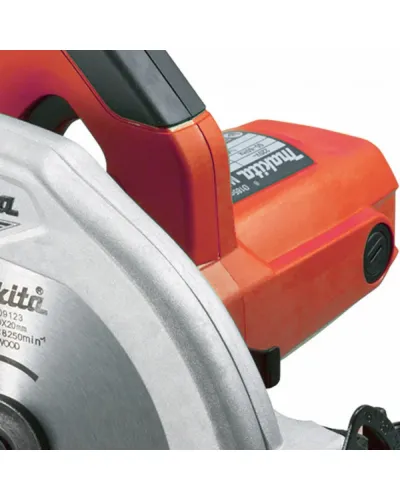 Дискова пила Makita M5802 1050Вт, 185мм (M5802)